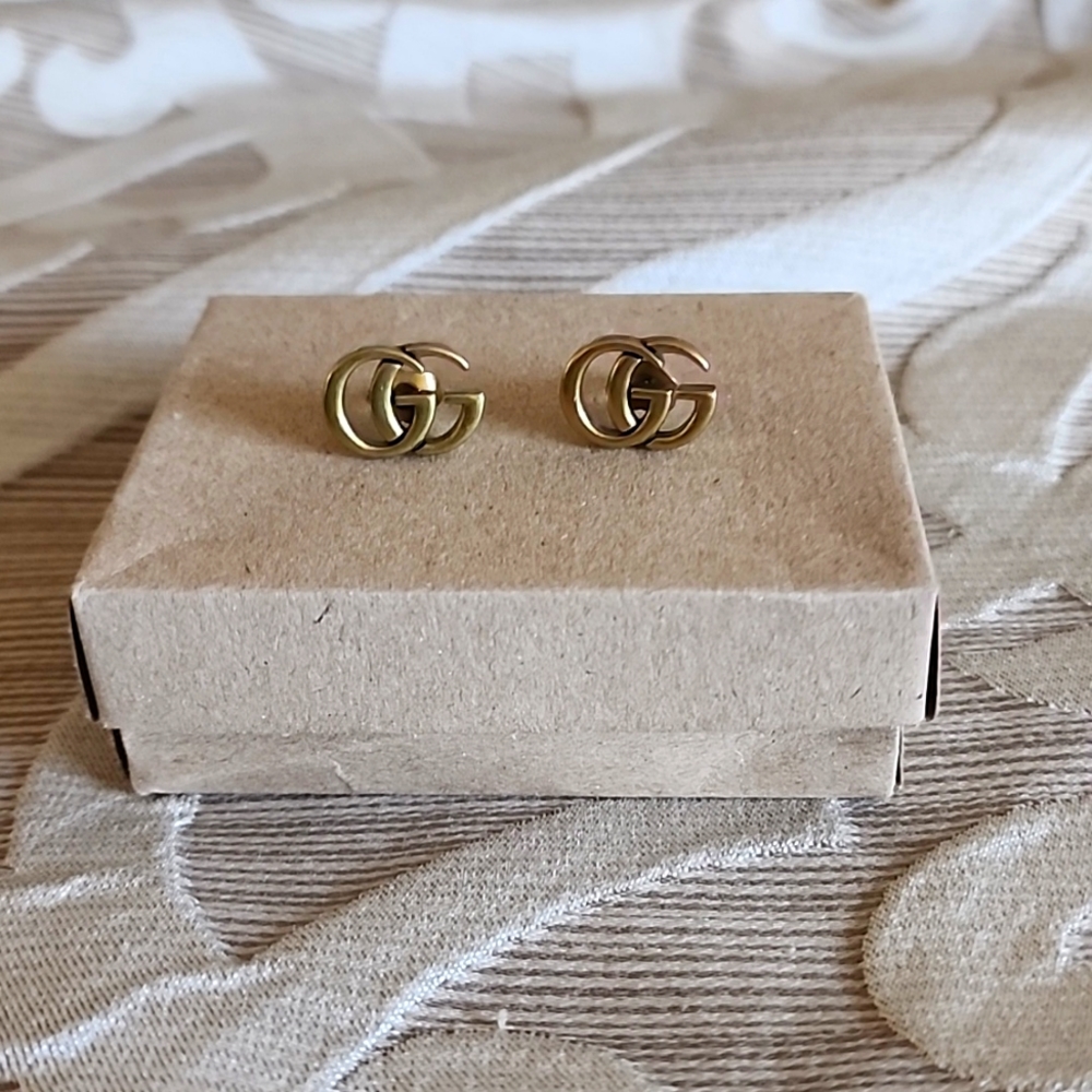 Gg fashion earrings